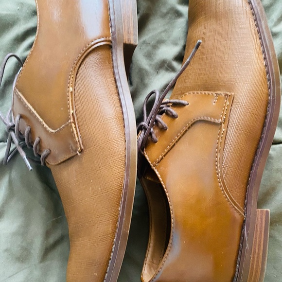 Apt. 9 dress shoes - Picture 2 of 6